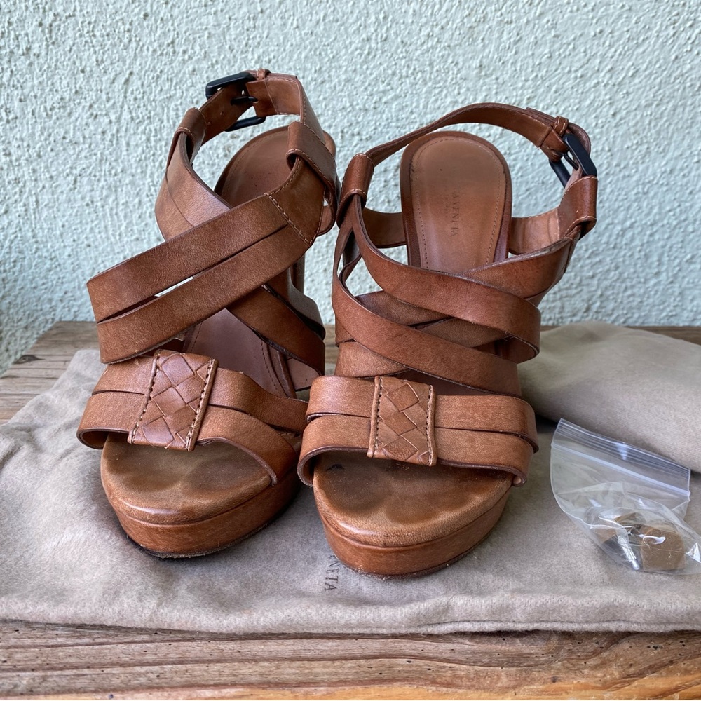 Used Bottega Veneta leather heels